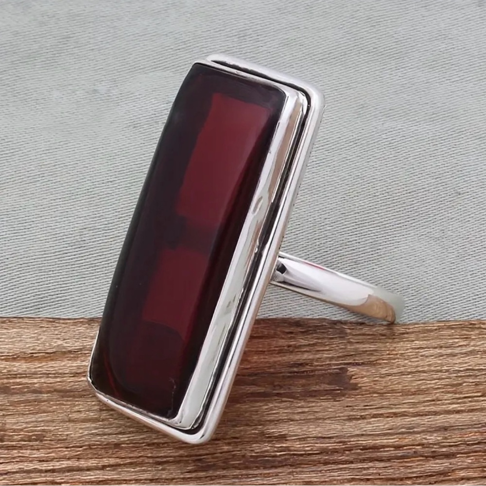 Red Rectangular Gemstone Ring - image 5